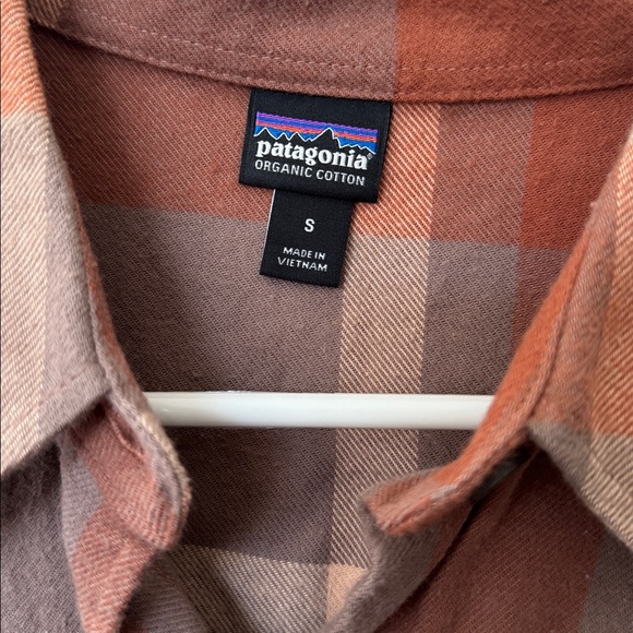 Patagonia Flannel - Picture 2 of 2